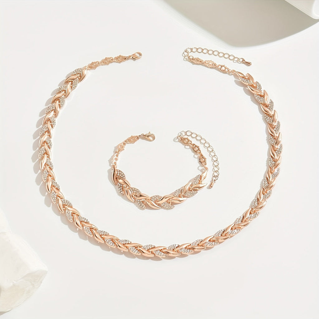 Paislee | Handmade Fish Tail Necklace