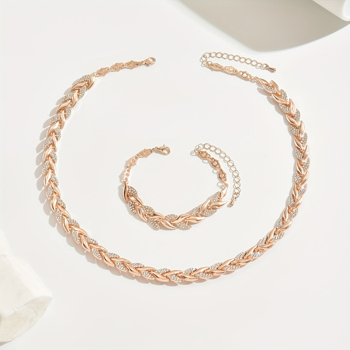 Paislee | Handmade Fish Tail Necklace