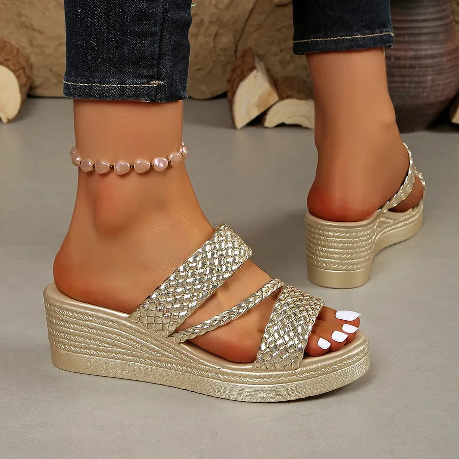 Kalwina - Comfortable Platform Sandal