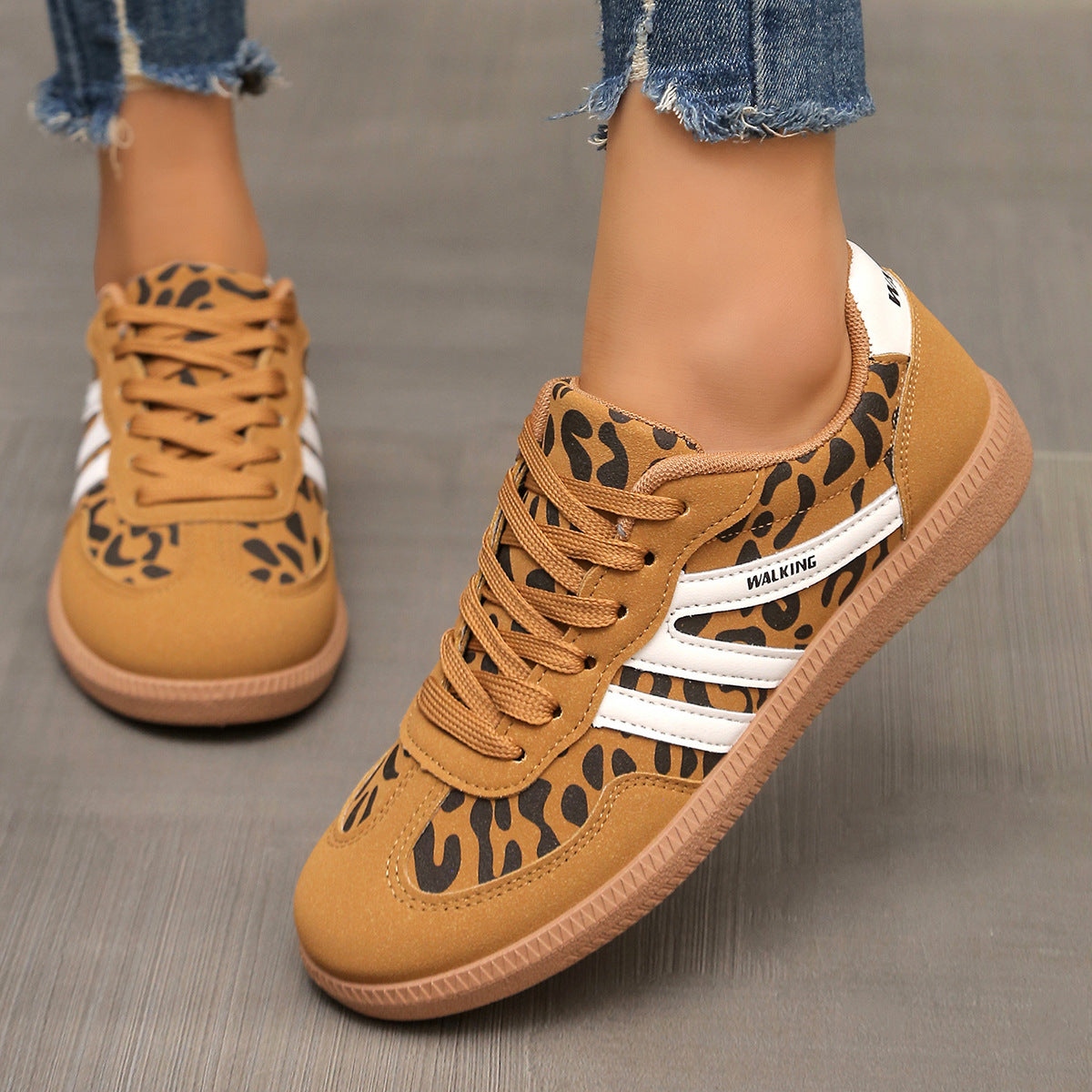 Delara | Orthopaedic Trainers