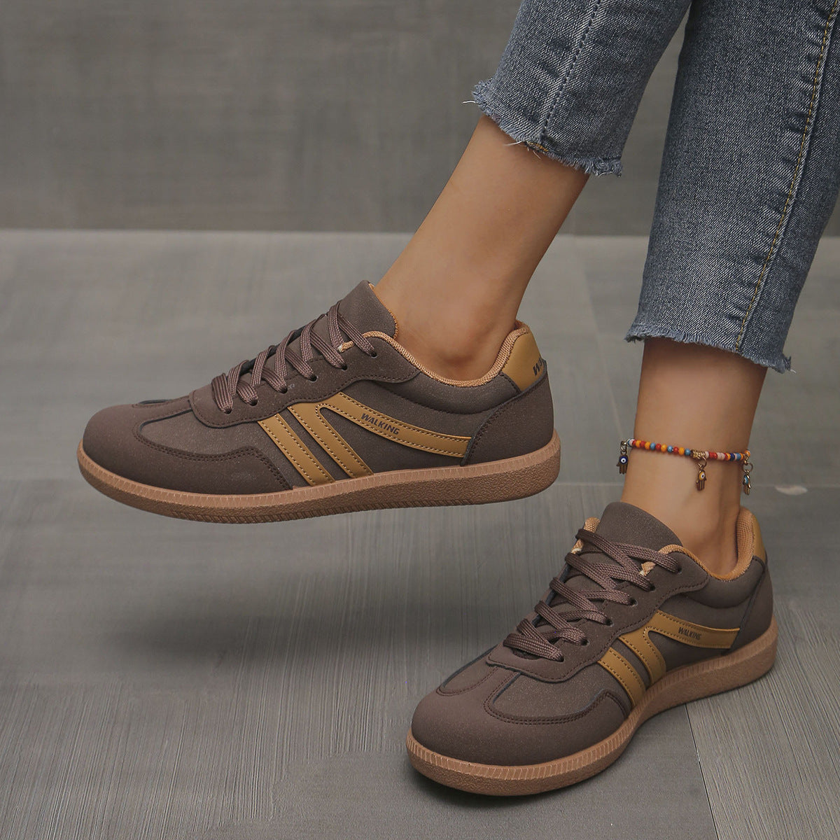 Delara | Orthopaedic Trainers