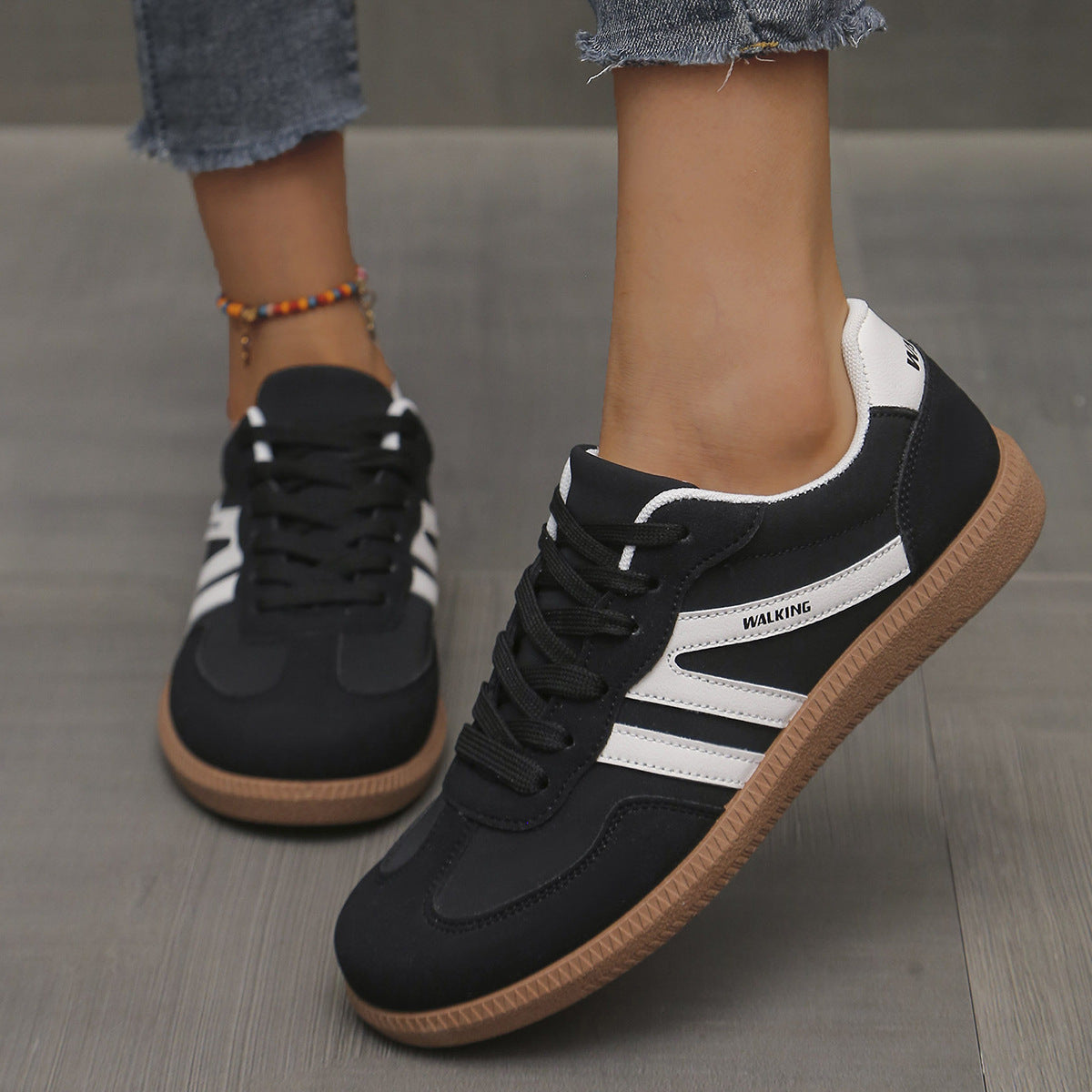 Delara | Orthopaedic Trainers