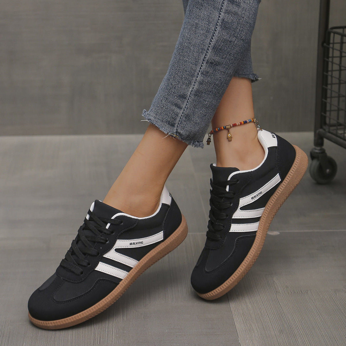 Delara | Orthopaedic Trainers
