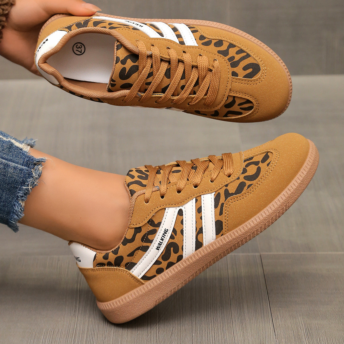 Delara | Orthopaedic Trainers