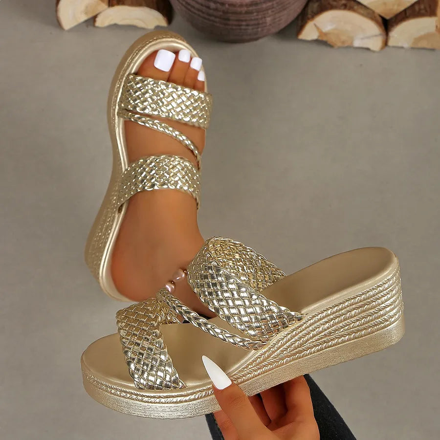 Kalwina - Comfortable Platform Sandal