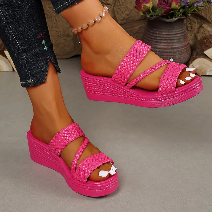Kalwina - Comfortable Platform Sandal
